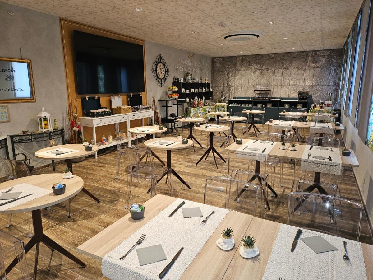 Hotel Euro Castegnato Екстер'єр фото