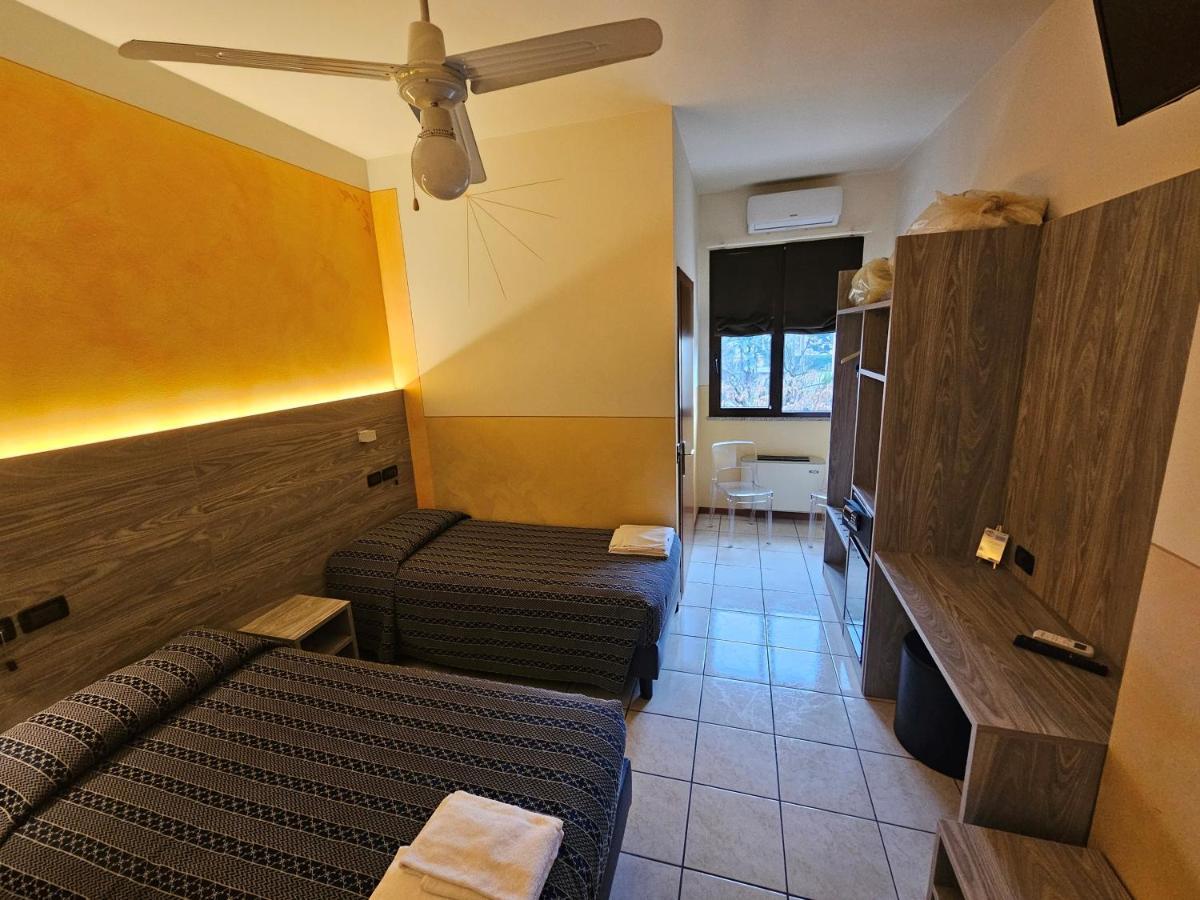 Hotel Euro Castegnato Екстер'єр фото